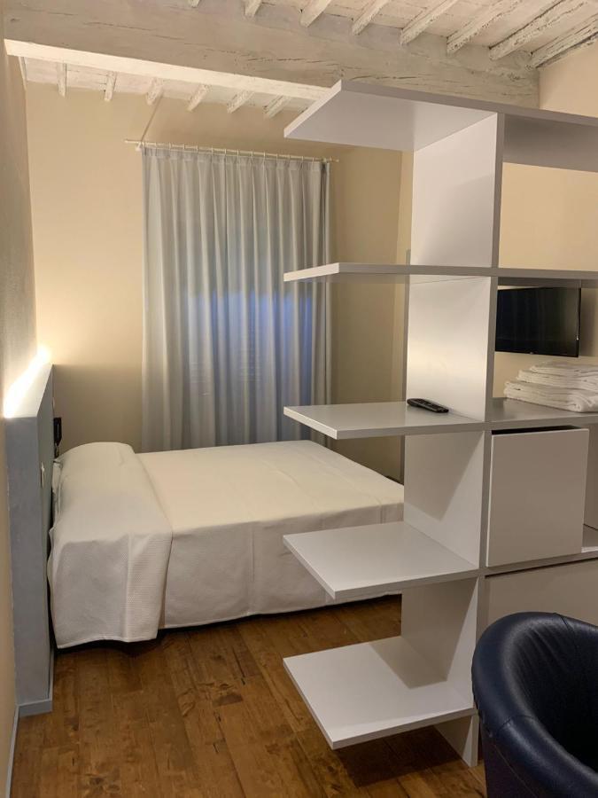 Albergo Roma Buonconvento Bagian luar foto